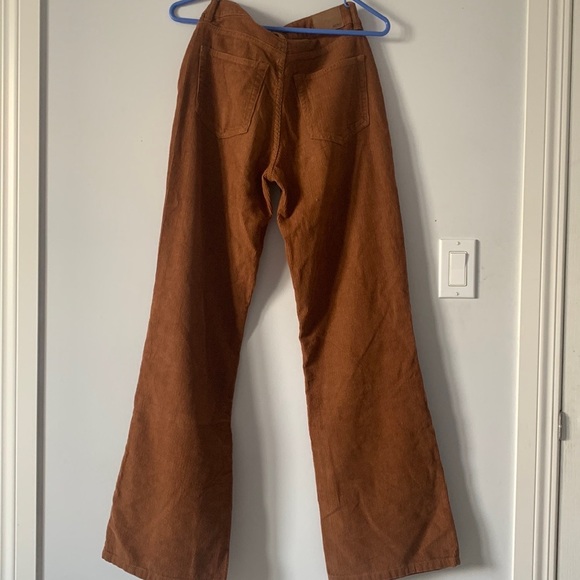 Baggy brown cord jeans. - Picture 2 of 2